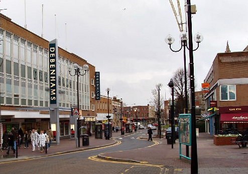 ملف:Department store, Harrow - geograph.org.uk - 99134.jpg