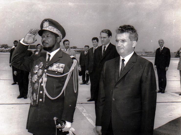 ملف:Bokassa with Ceausescu.jpg