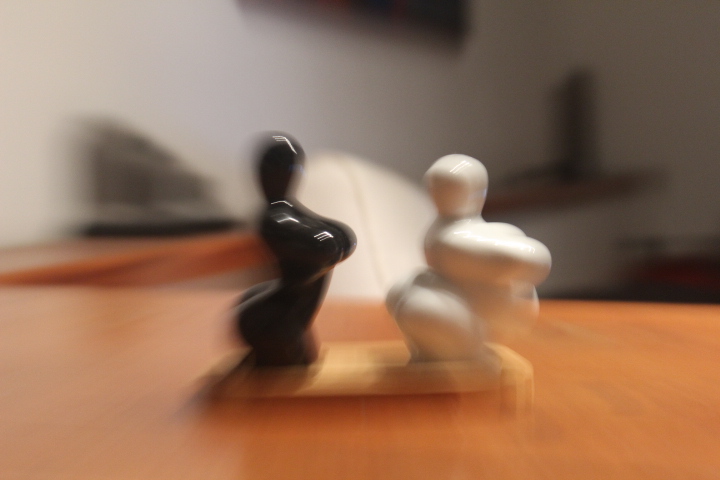 ملف:Vertigo in objects.jpg