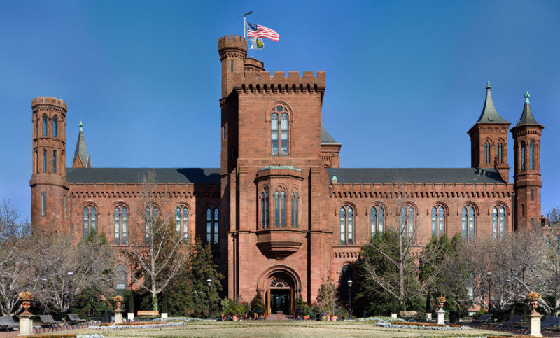 ملف:Smithsonian Building NR.jpg