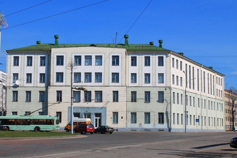 ملف:Былое рэальнае вучылішча. Магілёў.jpg