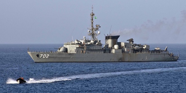 ملف:Royal Saudi Navy Al Madinah-class Frigate 2(1).jpg