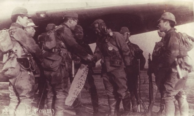 ملف:Giretsu - Michiro Okuyama & Chuichi Suwabe.jpg