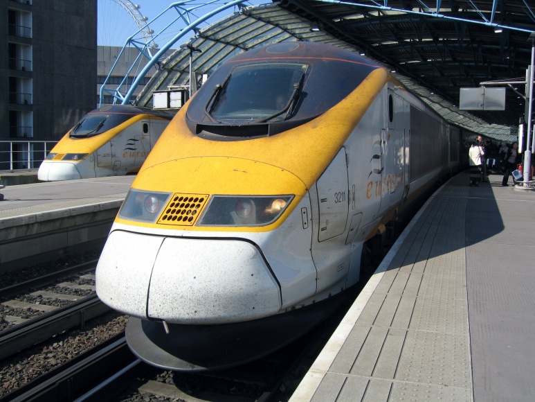 ملف:Eurostar train.jpg