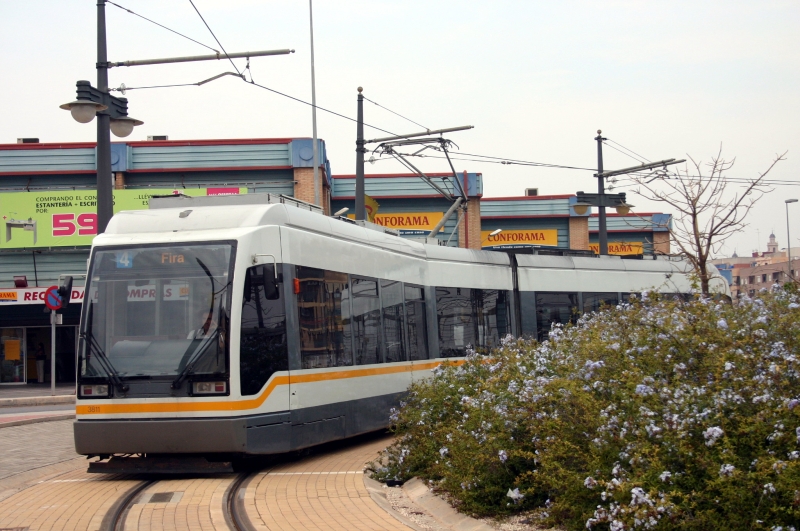 ملف:Tram3811Empalme.jpg