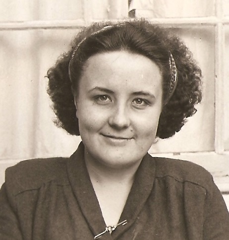 ملف:Marie Médard en 1946.jpg