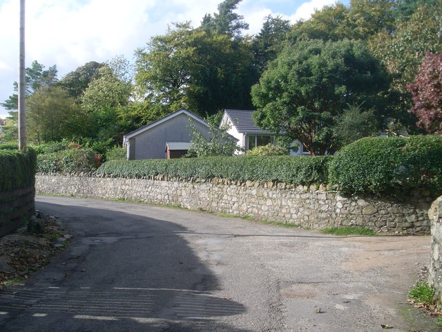 ملف:Mugdock (geograph 2097915).jpg