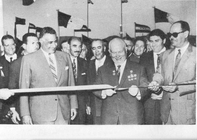 ملف:Nasser,Kharoshof.jpg