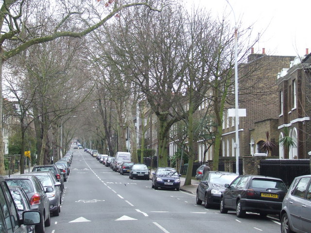 ملف:Camberwell Grove. SE5 - geograph.org.uk - 1751588.jpg