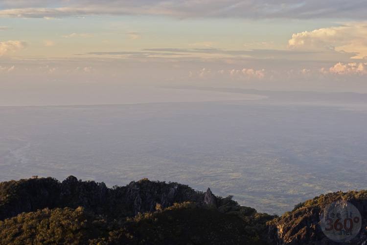 ملف:VolcanBaru Pacific.jpg