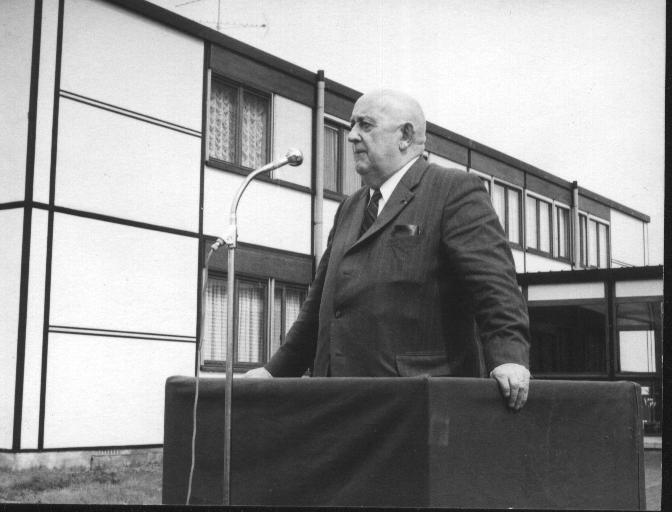 ملف:Discours Victor Provo.jpg