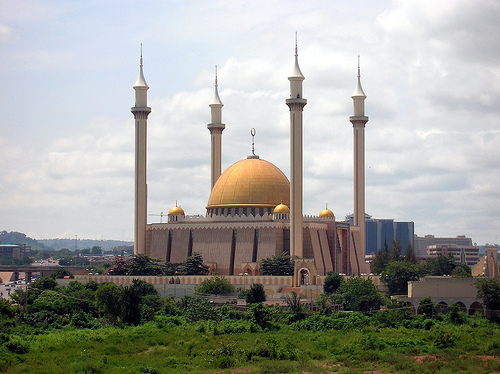 ملف:AbujaNationalMosque.jpg