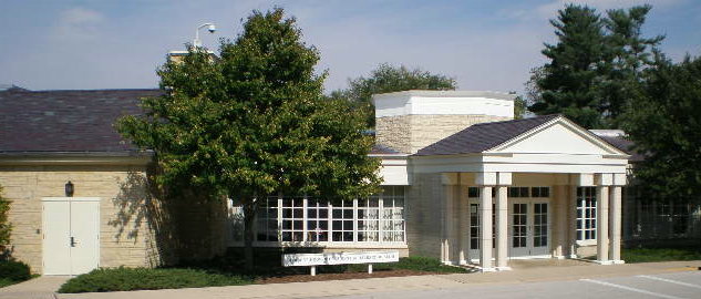 ملف:Herbert Hoover Presidential Library 003.jpg