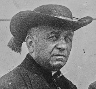 ملف:Monseigneur Landrieux, 1921 (cropped).jpg