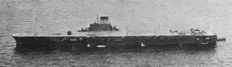 ملف:HIJMS Taiho 02.jpg