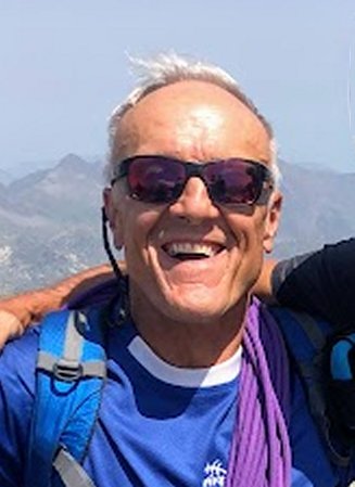 ملف:Fernando Garrido Velasco (2022).jpg