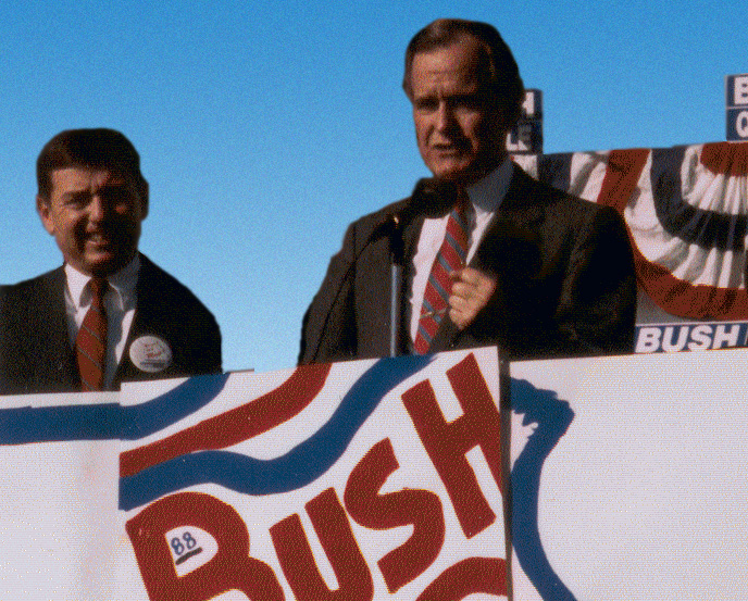 ملف:Gwbush1988stl.jpg