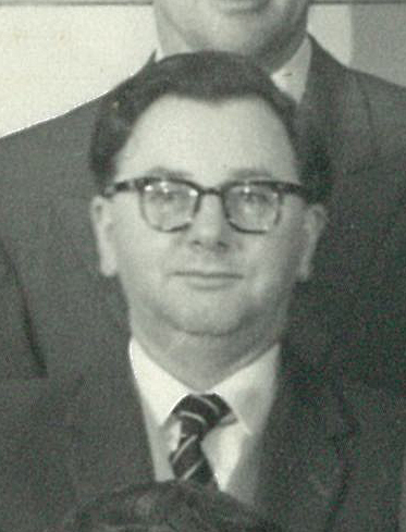 ملف:1959 Colombo Plan students and Massey staff (cropped)L Gurr.jpg