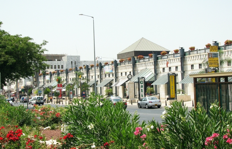 ملف:HadarS.jpg