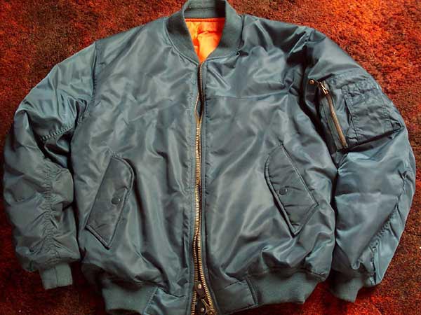 ملف:MA-1 Jacket in petrol.jpg