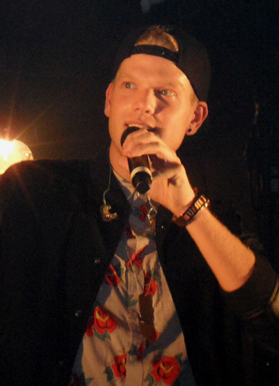 ملف:Pentatonix scott (cropped).jpg