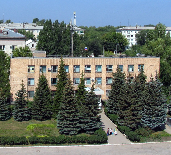 ملف:Администрация м.р. Нефтегорский.jpg