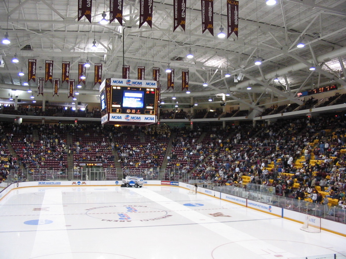ملف:Mariucci Arena.jpg