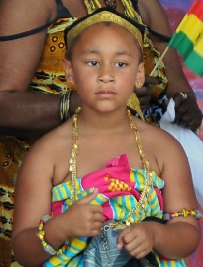 ملف:Akan girl dancing.jpg