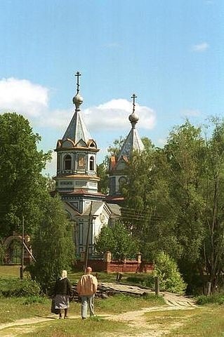 ملف:Каменка (Воротынский район) 2002 год.jpg