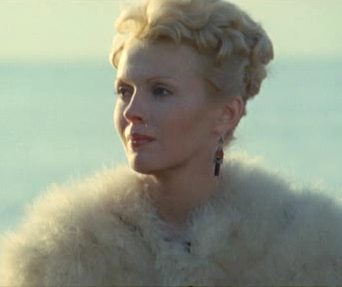 ملف:Camorra Jean Seberg.png
