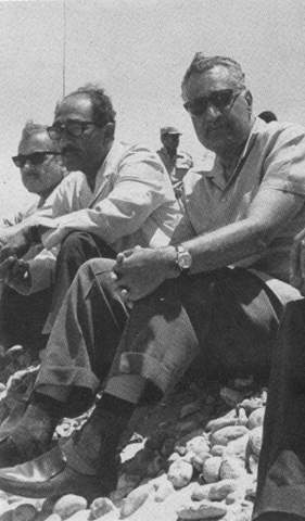 ملف:Nasser,Sadat,Hussien El Shafei.jpg
