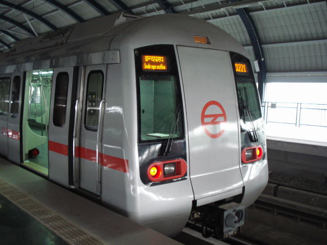 ملف:New Delhi Metro.jpg
