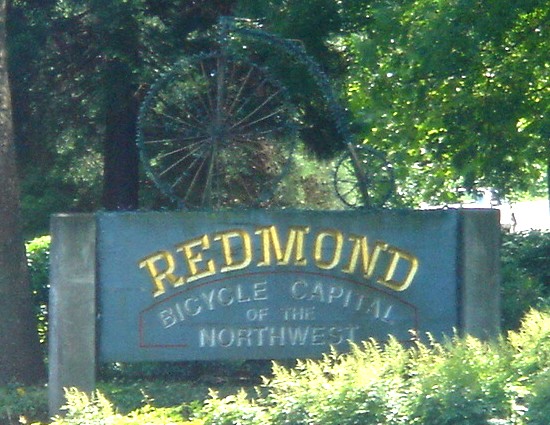 ملف:Redmond bicycle sign.jpg