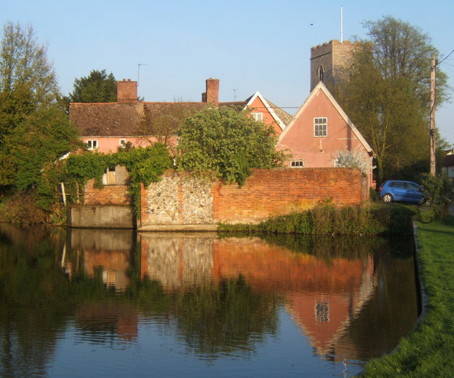 ملف:Village pond at Haughley - geograph.org.uk - 1267157.jpg