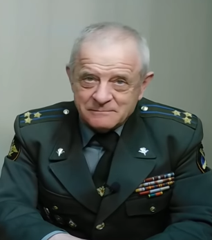 ملف:Владимир Квачков.png