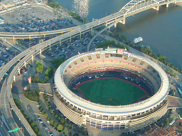 ملف:ThreeRiversStadium.jpg