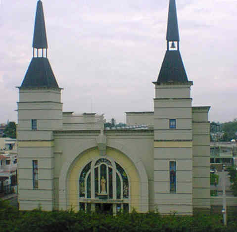ملف:CatedralSantaAna2006.jpg