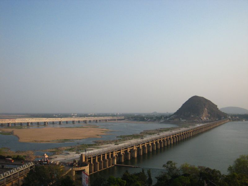 ملف:Krishna River Vijayawada.jpg