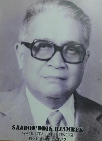 ملف:Saadoe'ddin Djambek, Mayor of Bukittinggi, 1950—1952.jpg