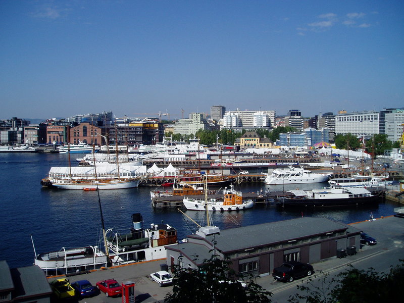 ملف:Oslo port.jpg
