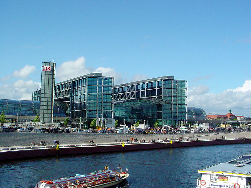 ملف:BlnHauptbahnhof28.jpg