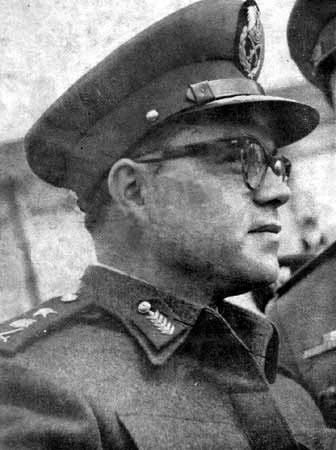 ملف:Luai al-Atassi.jpg