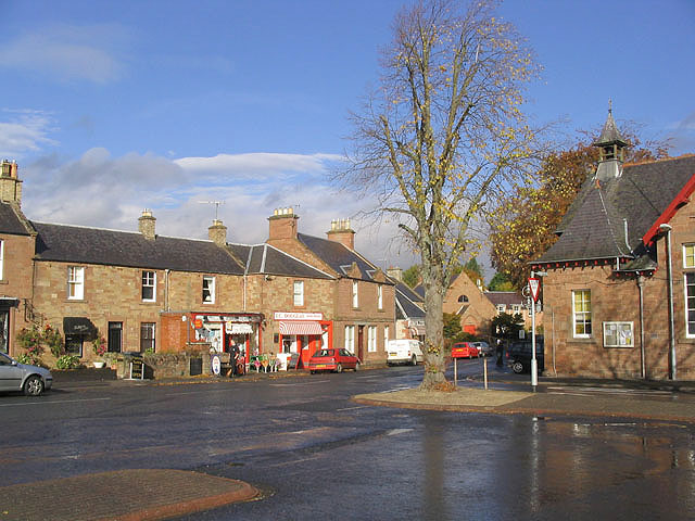 ملف:Main Street, St Boswells - geograph.org.uk - 596439.jpg