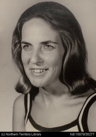 ملف:Pam O'Neil MLA.jpg