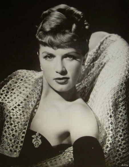 ملف:Denise Darcel (Battleground).jpg