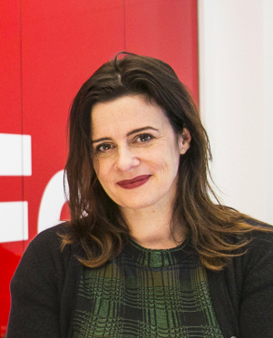 ملف:Janine Gibson BuzzFeed UK Headshot 2017.jpg