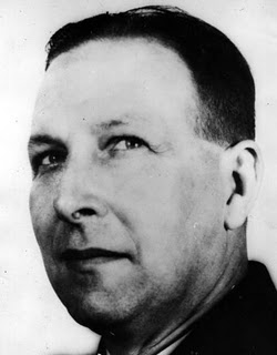ملف:Maurice Challe.jpg