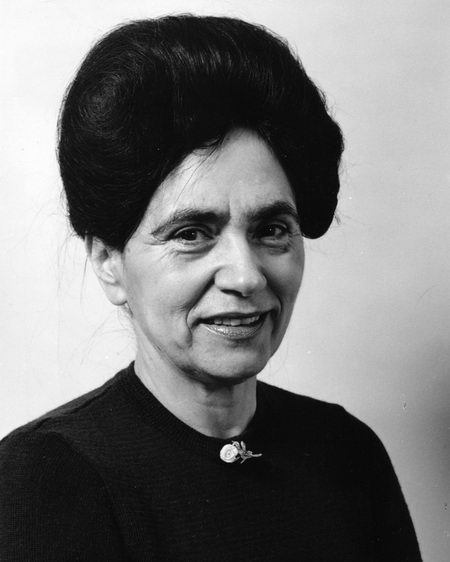 ملف:Milka Ivić.jpg