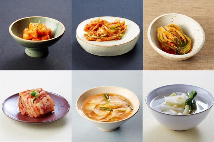 ملف:Various kimchi.jpg