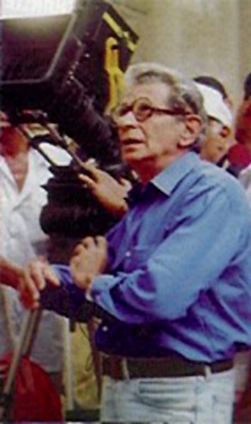 ملف:Yousef Shaheen 1982.jpg